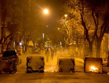 Δημοτικός σύμβουλος Αθηναίων: «Γιατί δεν μπαίνει η αστυνομία στα Εξάρχεια- Τι είναι πανεπιστημιακό άσυλο;»